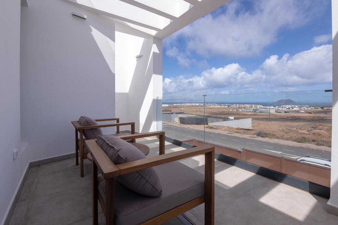 Villa Yolo Luxe Sur Private Pool Corralejo By Holidays Home Exterior photo